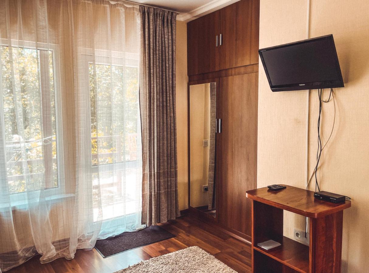 Guest House Leto Dolinka Exterior photo